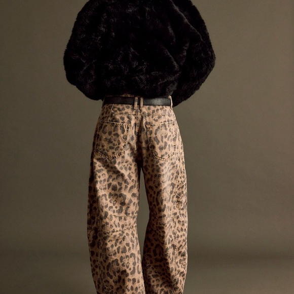 Reserved 🎈 NWT Free People WE THE FREE Good Luck  Cheetah Printed Barrel Jeans - Picture 3 of 11
